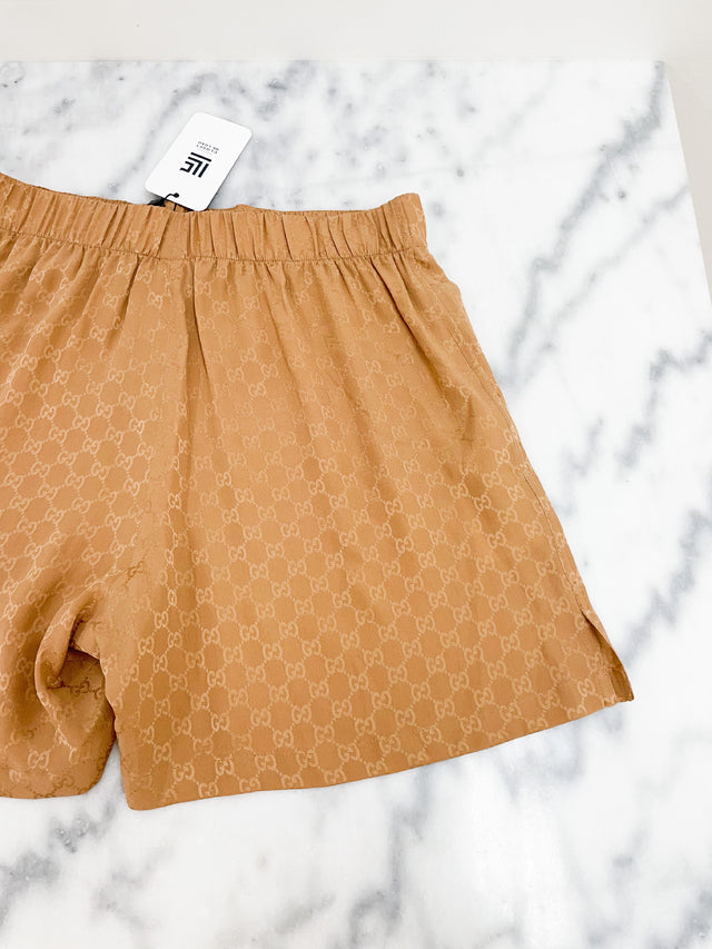 Short Gucci Monograma Tam.P