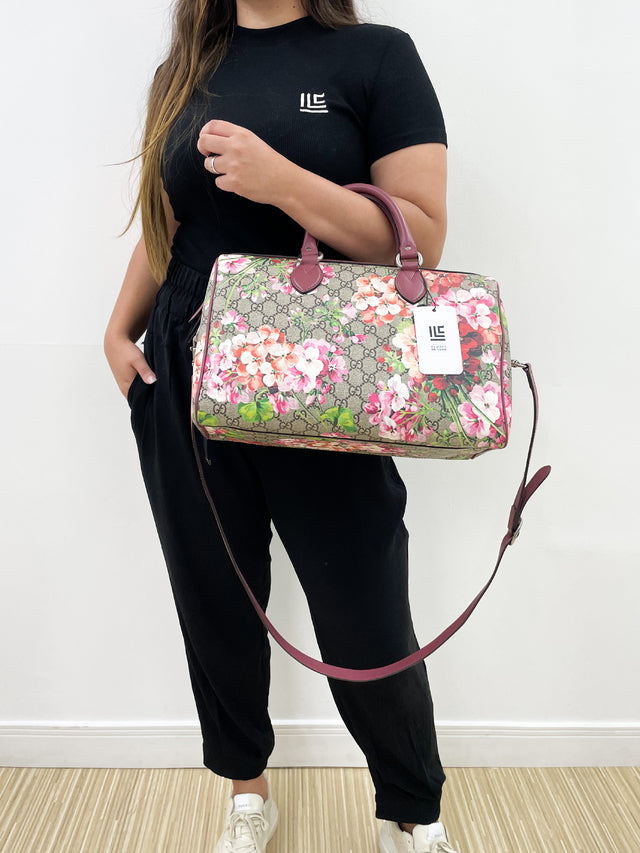 Bolsa Gucci Boston Blooms Monograma