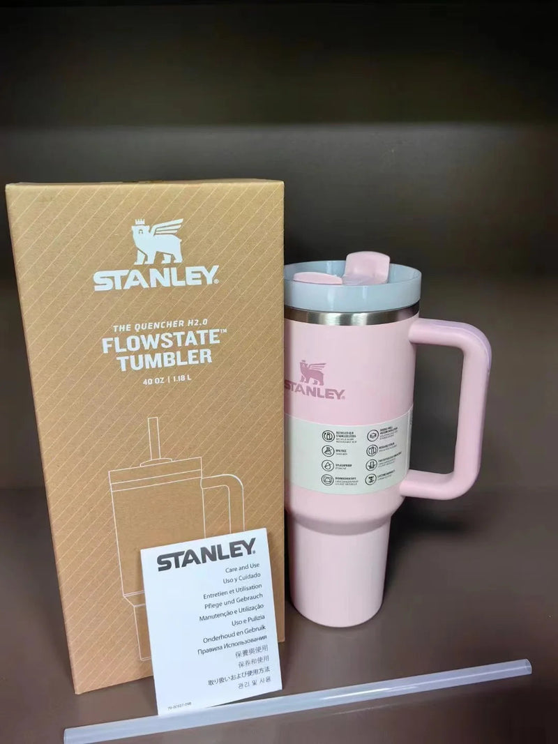 "Copo Stanley Quencher™: Design Premium"