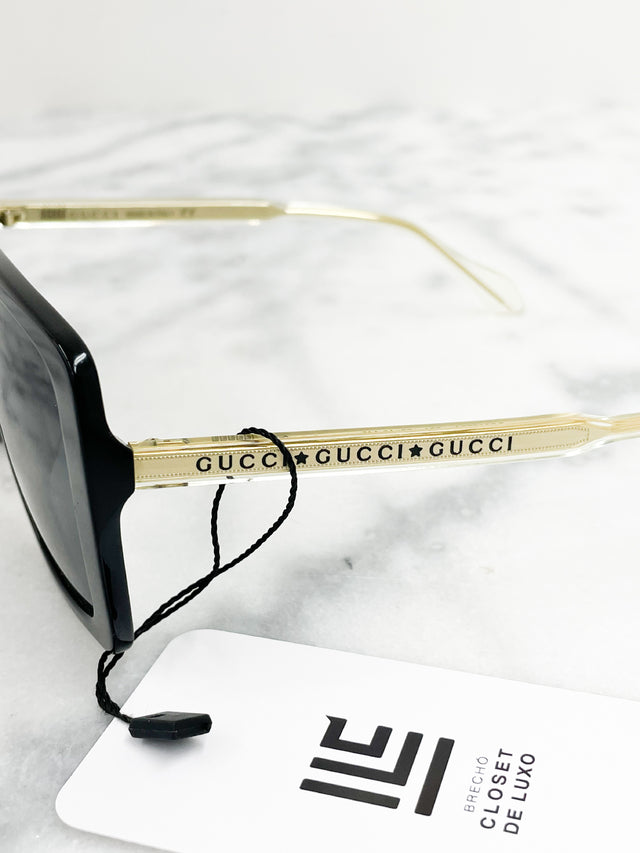 Óculos Gucci Oversized Frame Logos Preto